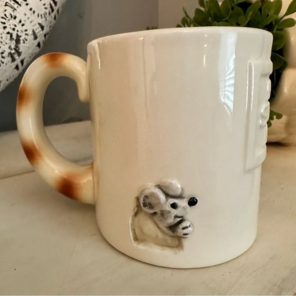 Vintage Quon Quon Home Sweet Home 3D Cat & Mouse Coffee Mug Ceramic 1980 Japan